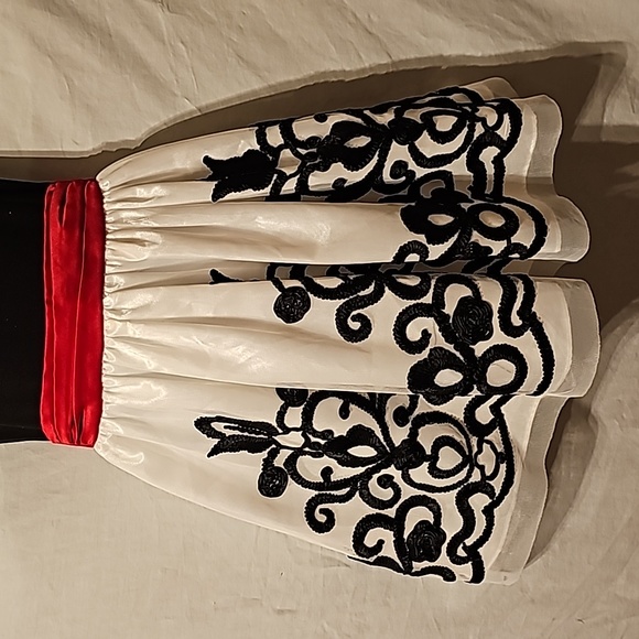 Bonnie Jean party dress - Picture 3 of 12